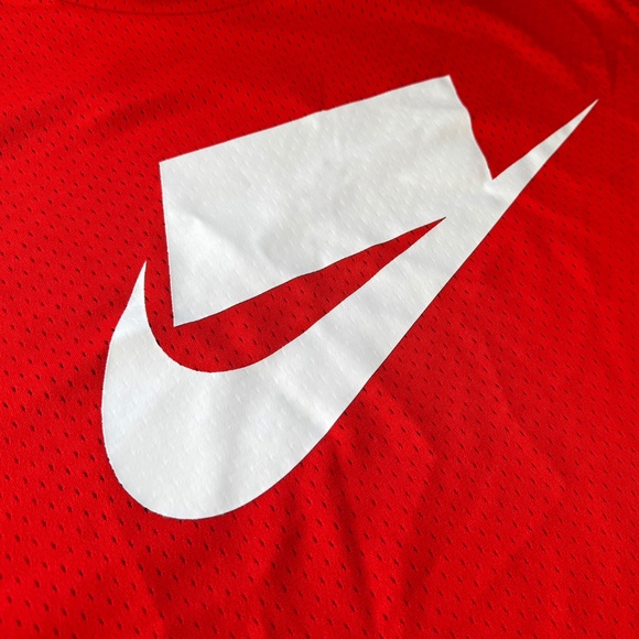 Nike Sportswear Blocked Logo Short Sleeve Jersey Men’s Size L Red NSW 928627-634 - Picture 2 of 12